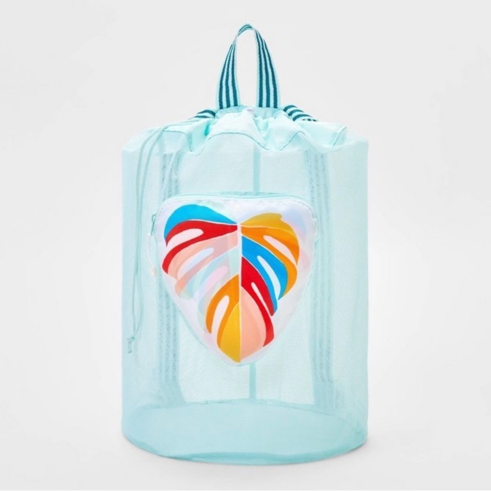 NWT mesh packable drawstring bag
